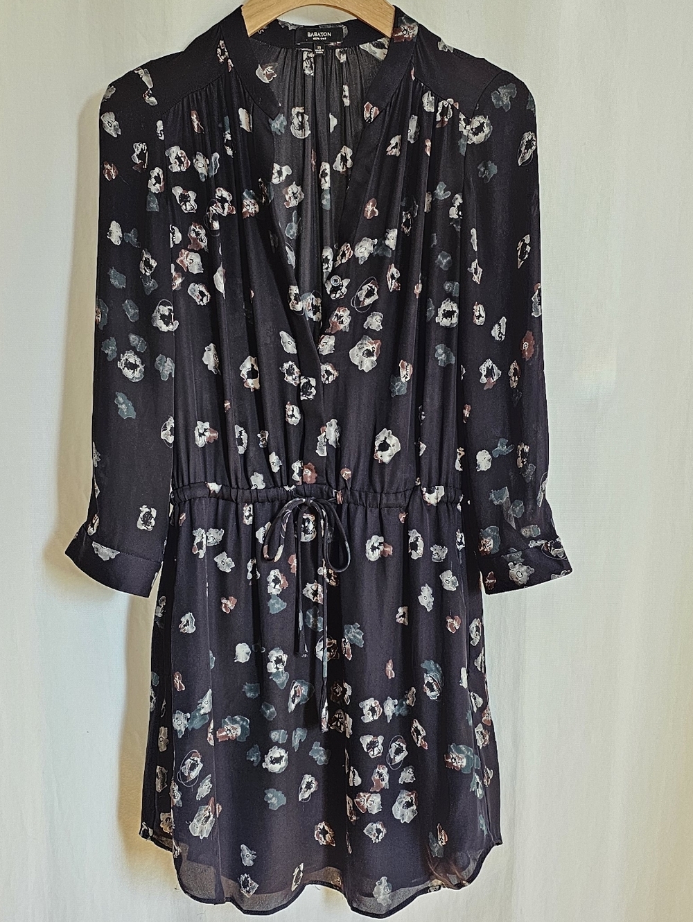 Aritzia Babaton Long Sleeve Silk Bennett Dress - Black & Pattern - Picture 13 of 16